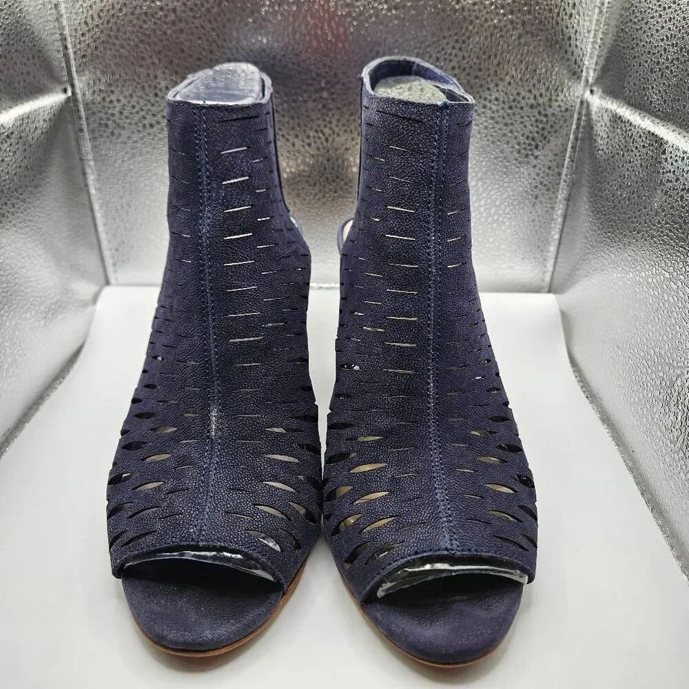 Vince Camuto Blue Breathable Adjustable Heels | Leather Strap Size 8